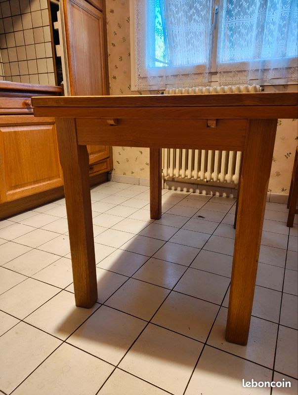 Table de cuisine en bois véritable (image 3)