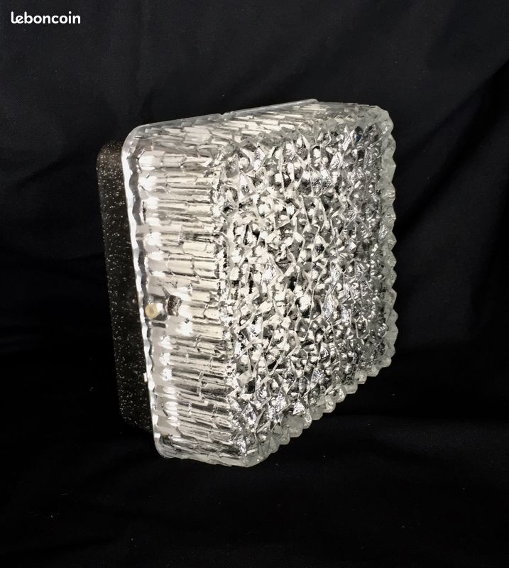 Applique ou plafonnier carré holophane minimaliste (image 5)