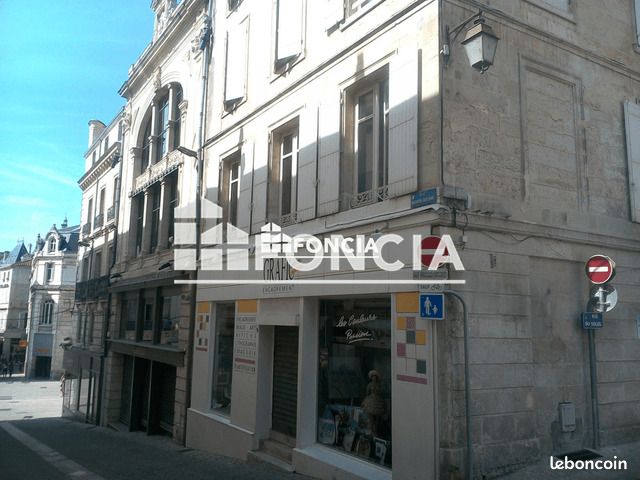 Appartement 2 pièces 54 m² · à Niort · 54 m² · 700 €
