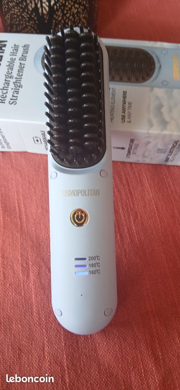 Brosse lissante rechargeable Cosmopolitan (image 1)