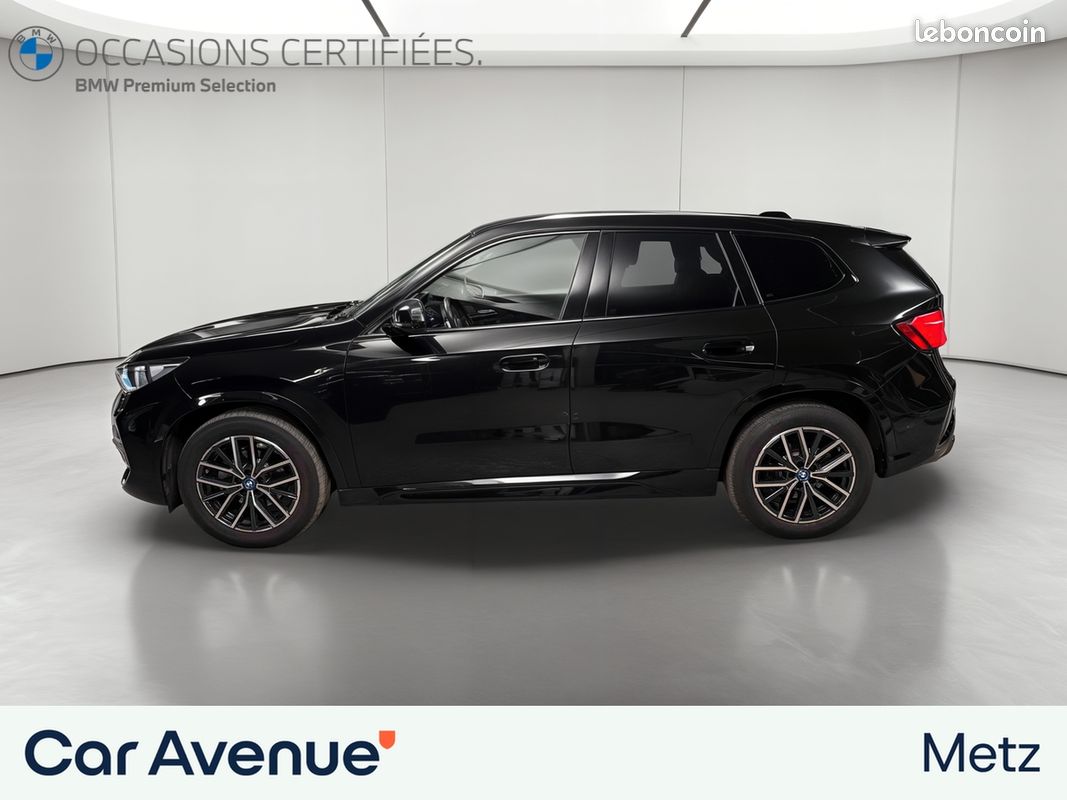 BMW iX1 eDrive20 M Sport (image 2)