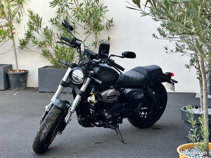 Moto 125 bobber hyosung evo silven - Motos