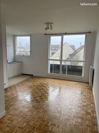 Studio 1 pièce 27 m²