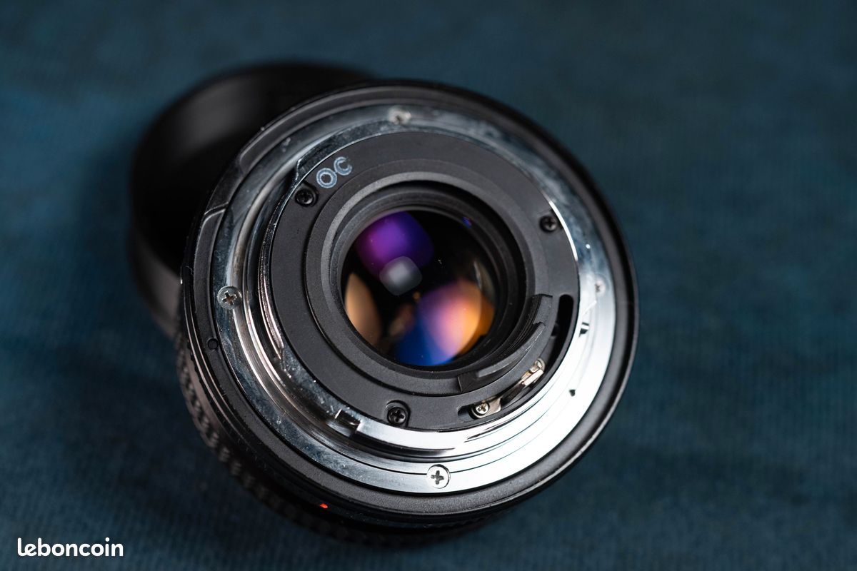 COMME NEUF avec bouchons. ] Objectif Konica Hexanon AR 28mm