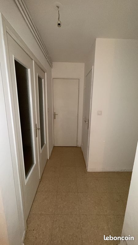 Appartement 3 pièces 75 m² · à La Seyne-sur-Mer · 75 m² · 904 €