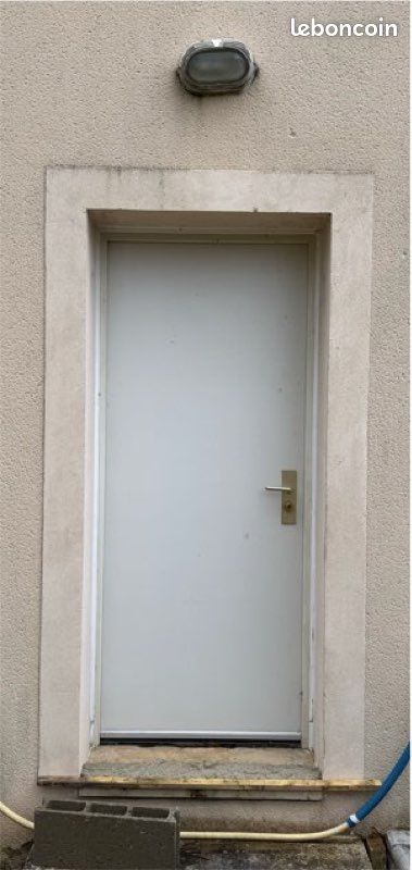 ANCIENNE SERRURE DE porte avec sa clef, XVIII° en fer forgé EUR 30,00