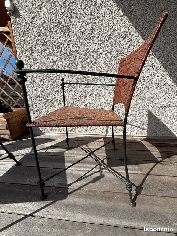 Fauteuils- Chaises accoudoirs - Ligne Roset (image 2)