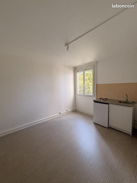 Appartement 1 pièce 16 m² · à Reims · 16 m² · 248 €