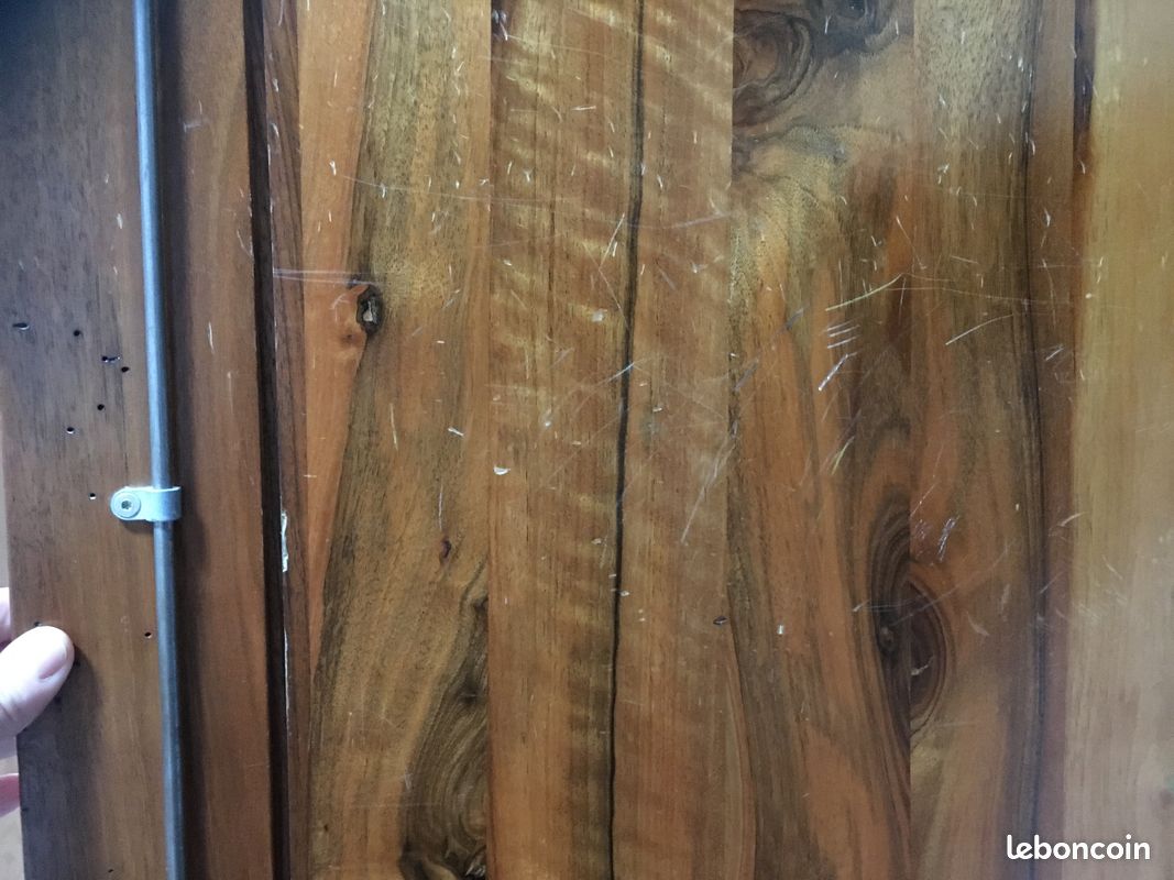 Armoire en noyer 2 portes (image 9)
