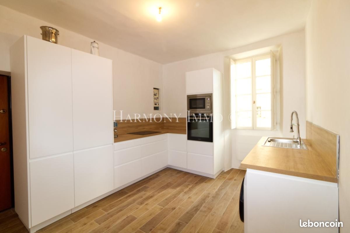 Appartement 4 pièces 74 m² · à Ajaccio · 74 m² · 189 000 €