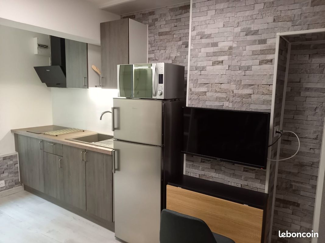 Appartement 1 pièce 16 m² · à Foix · 16 m² · 390 €
