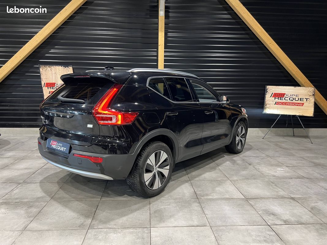 VOLVO XC40 T4 Recharge 129+82 ch DCT7 Business Voitures