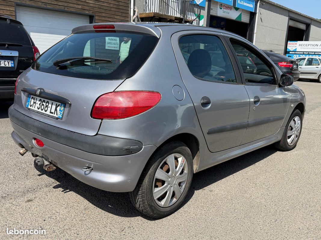 Peugeot 206 xr presence 1.9d 2002 (image 2)