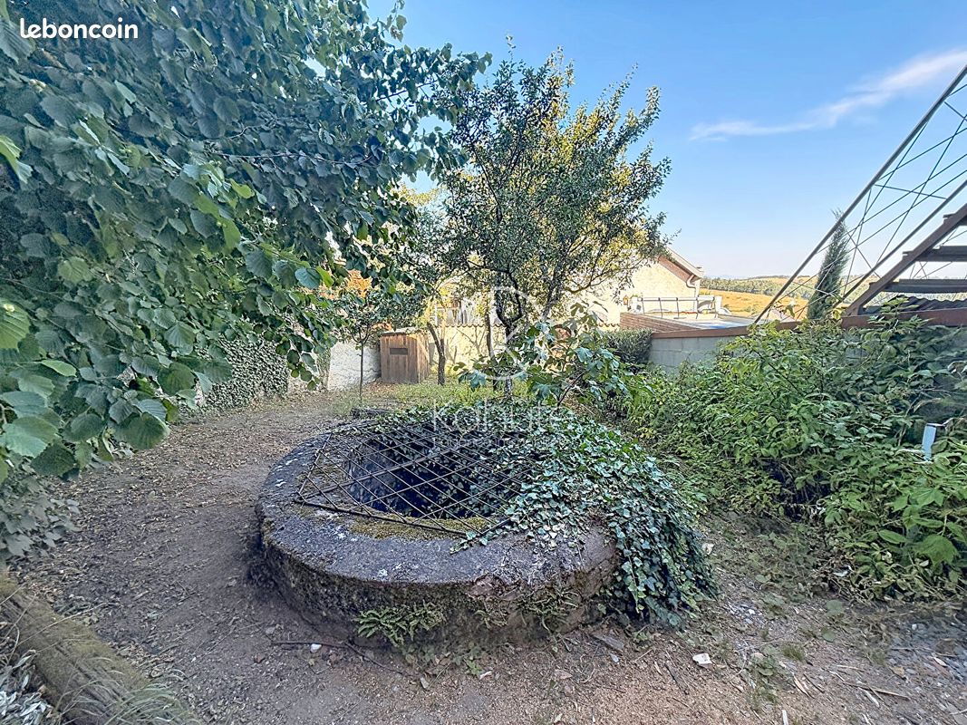 Maison 4 pièces 84 m² · à Saint-Just-la-Pendue · 84 m² · 69 000 €