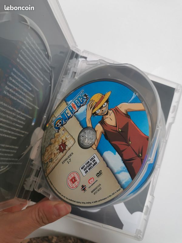 Episodes 1 à 26 de l'animé One Piece en anglais + clé USB (image 5)