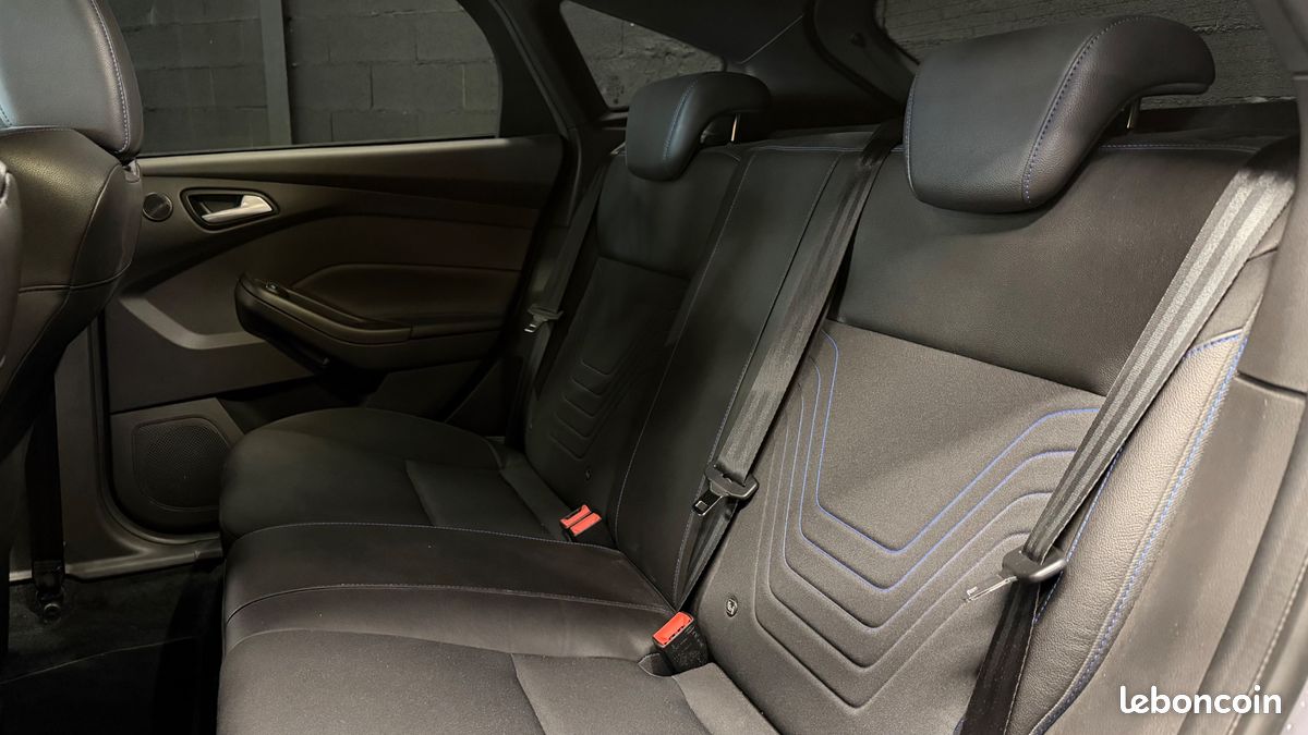 FORD FOCUS 2.3 ECOBOOST 350 RS 4X4 START-STOp (image 37)