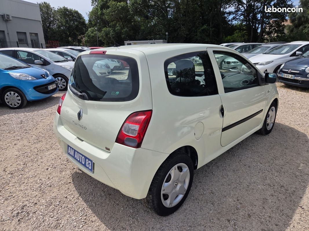 RENAULT TWINGO II 1.2 LEV 16v 75 115g eco2 Dynamique (image 4)