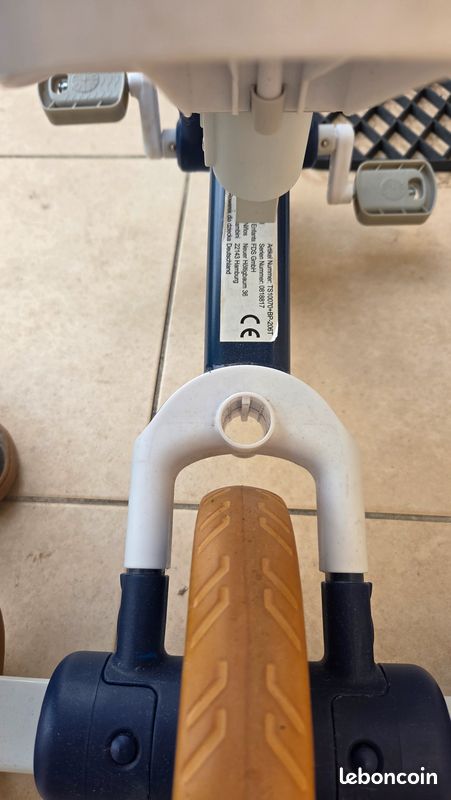 Poignée De Remplacement Pour Pousseur De Tricycle Enfant - Pièce Neuve En Plastique
