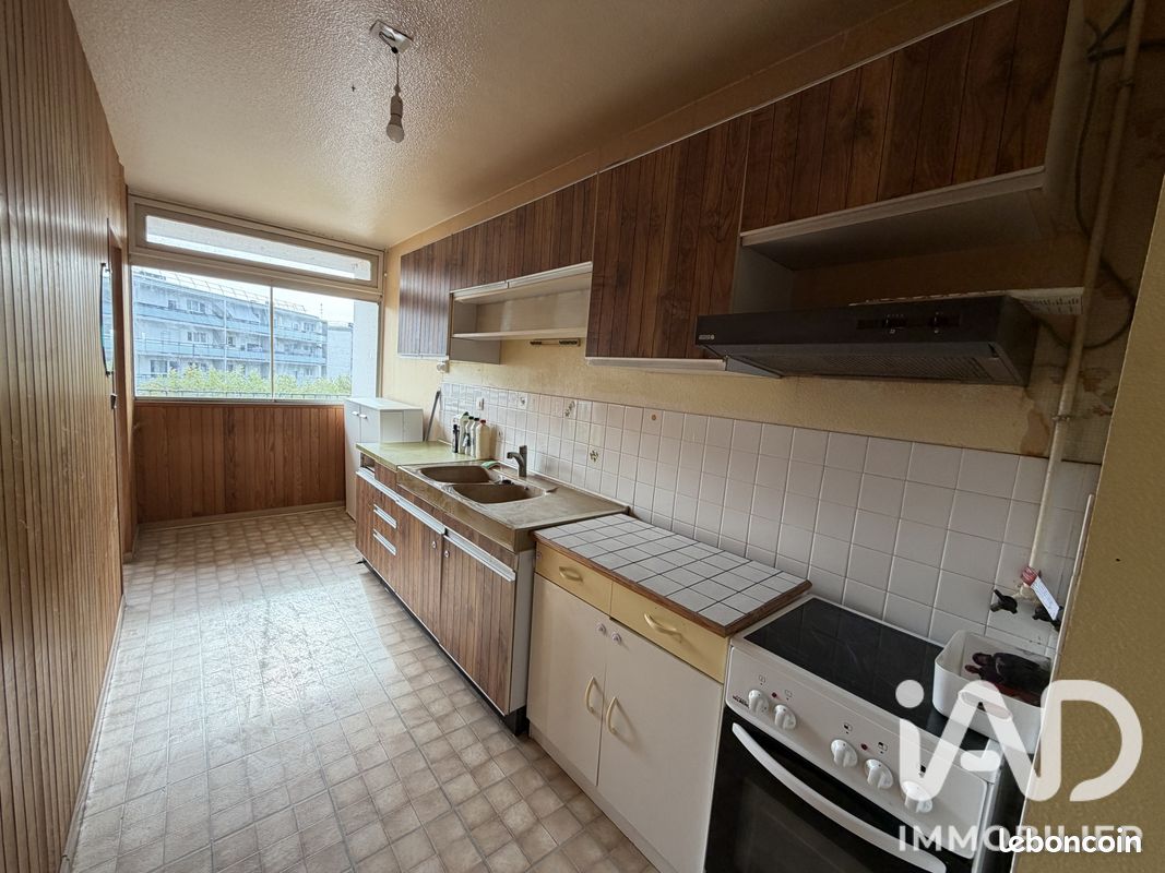 Appartement 3 pièces 60 m² · à Le Mée-sur-Seine · 60 m² · 100 000 €