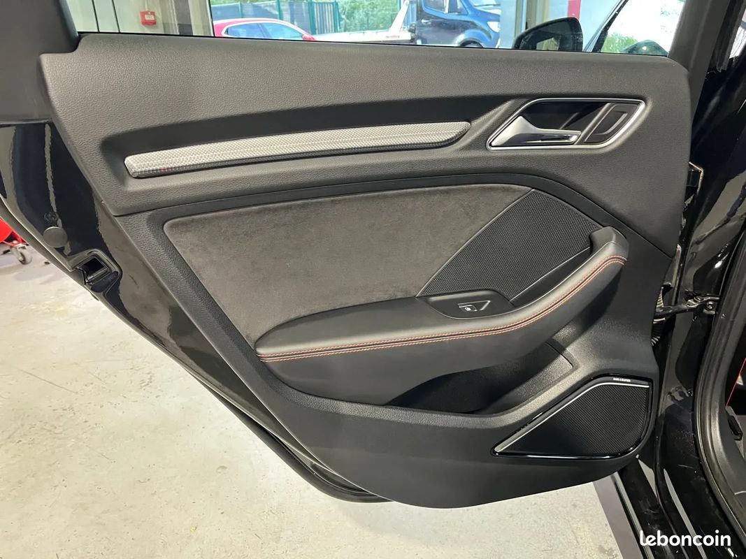 AUDI RS3 Sportback 2.5 400ch Base - 2018 - Boîte auto - GPS - LED (image 28)