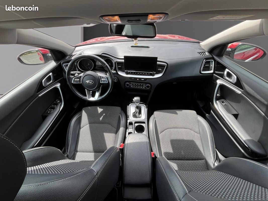 KIA XCEED HYBRIDE RECHARGEABLE XCeed 1.6 GDi 141ch DCT6 Active (image 2)