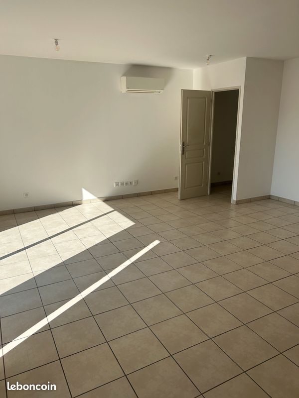 Appartement T3 75 m2 RT2012 (image 10)