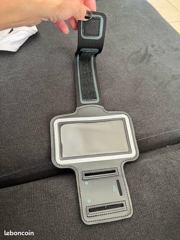 Brassard sport smartphone – Réglable & réfléchissant (image 2)