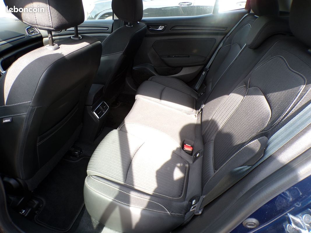 Renault MEGANE IV 1.5 BLUE DCI 115CH BUSINESS (image 5)