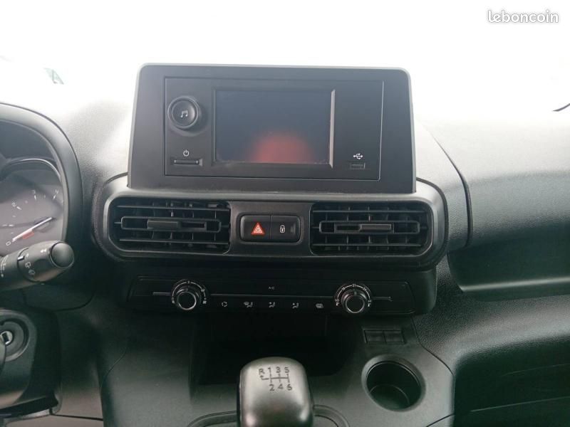Citroen Berlingo Van 10 750 HT 1.5 BlueHDi 100ch (image 12)