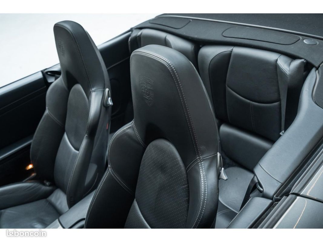 PORSCHE 911 997.2 Carrera S Cabriolet *Française / Gris Météor (image 39)