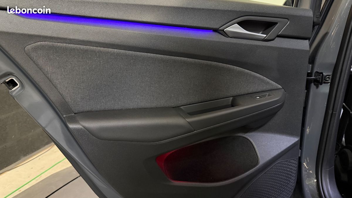 VOLKSWAGEN GOLF SW 1.0 TSI 110ch LIFE PLUS - CARPLAY - ENTRETIEN CONSTRUCTEUR A JOUR (image 21)