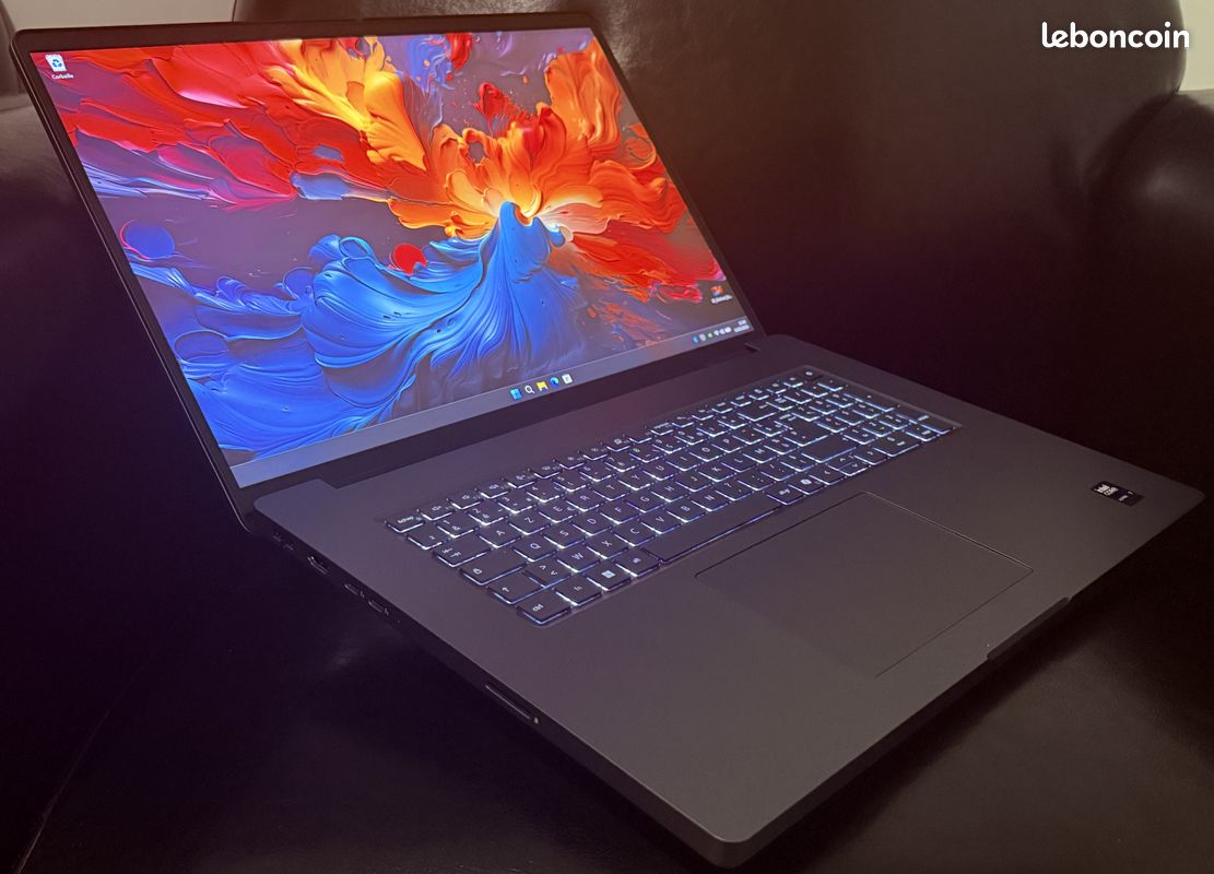 DELL PRO MAX 18 PLUS / 18" 2K / ULTRA 7-265HX / 64GB RAM DDR5 / SSD 2000GB / RTX PRO 2000 ( 8GB ) / ADOBE / OFFiCE (image 1)