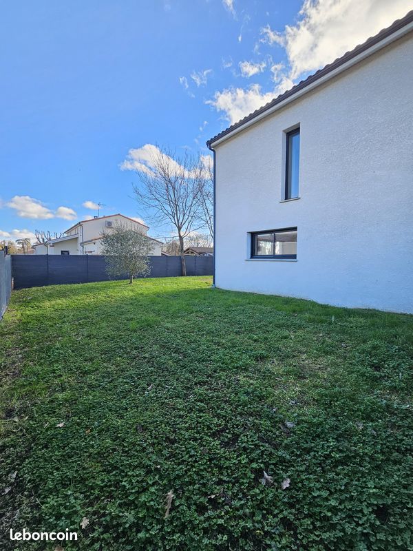 Maison individuelle non mitoyenne neuve 2020 | Garage et jardin | Léguevin calme (image 13)