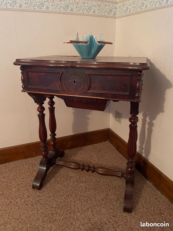 Meuble couturière/travailleuse ancien avec miroir (image 1)
