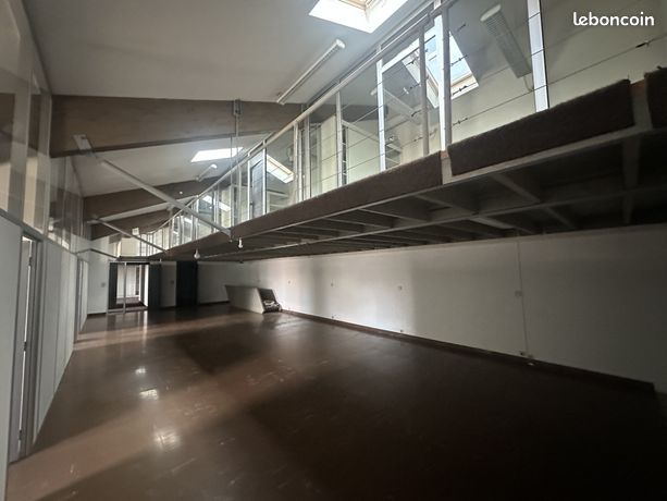 Appartement 8 pièces 339 m² — 1