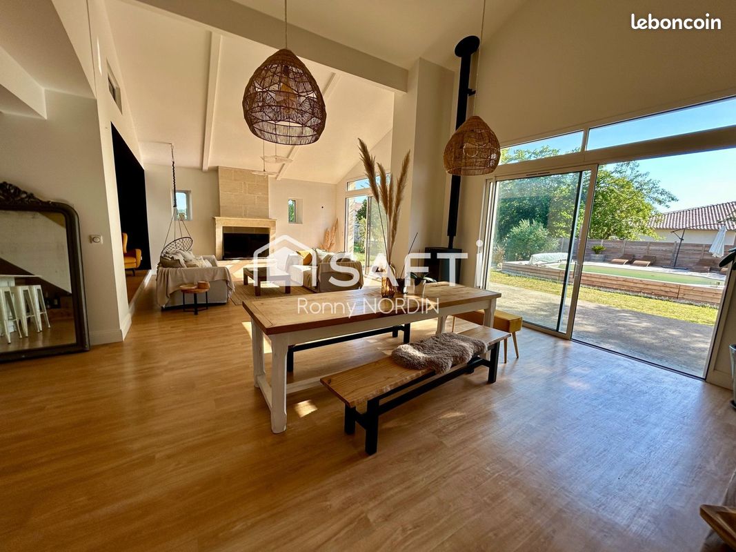 Maison 5 pièces 180 m² · à Saint-Émilion · 180 m² · 375 000 €