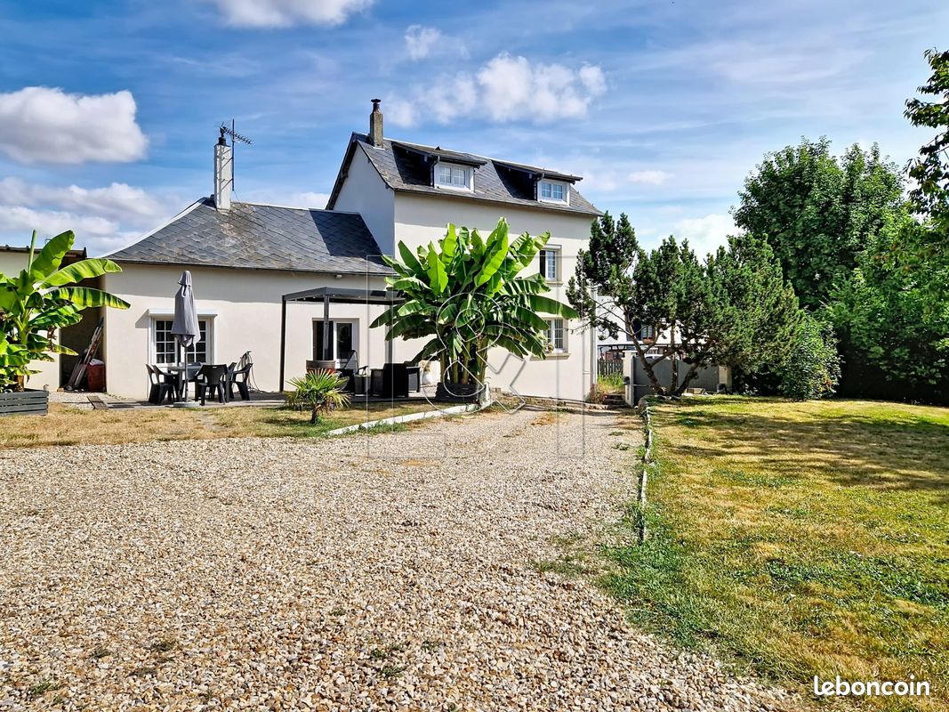 Maison 8 pièces 171 m² · à Perriers-sur-Andelle · 171 m² · 299 000 €
