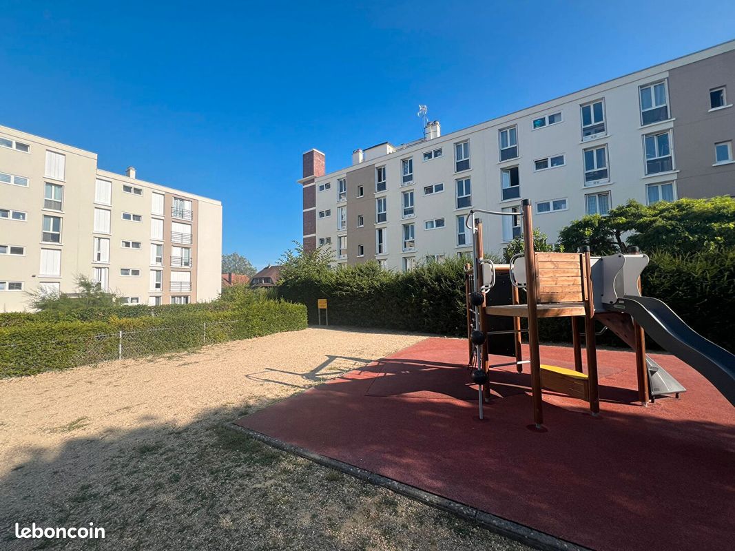 Appartement 3 pièces 59 m² · à Chatou · 59 m² · 1 205 €/mois
