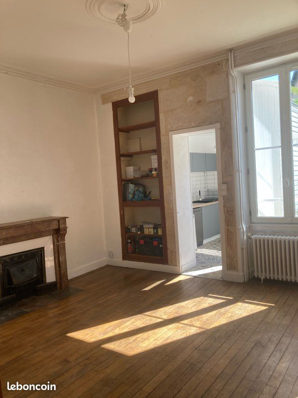 Maison 6 pièces 141 m² · à Niort · 141 m² · 1 300 €/mois