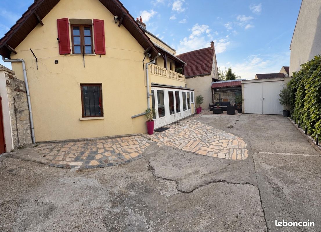 Maison 9 pièces 160 m² · à Montataire · 160 m² · 249 900 €