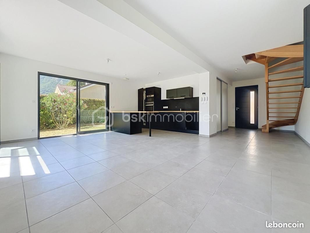 Maison 4 pièces 95 m² · à Meylan · 95 m² · 485 000 €