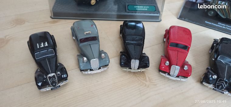 Lot De Voitures Miniatures Solido Verem – Citroën Traction Et Alfa Roméo Cabriolet