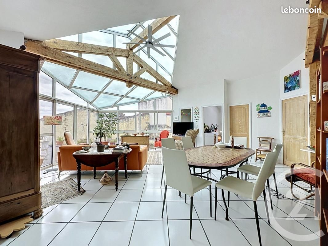 Appartement 4 pièces 140 m² · à Riom · 140 m² · 270 000 €