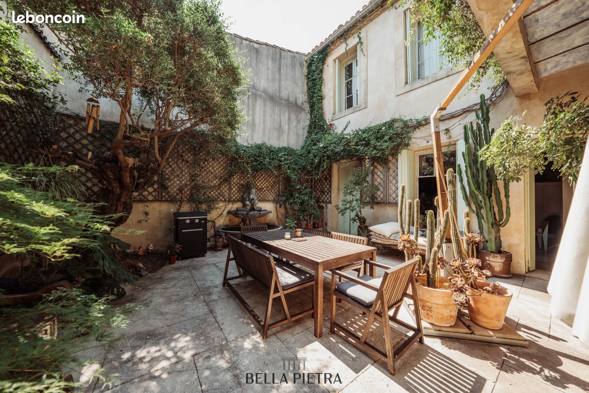 Maison 10 pièces 350 m² · à Baillargues · 350 m² · 1 575 000 €