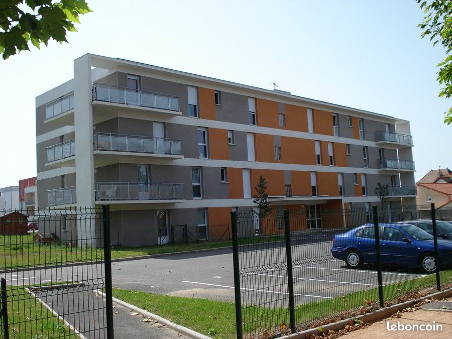 Appartement 4 pièces 105 m² · à Cusset · 105 m² · 894 €