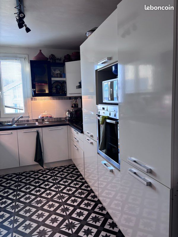 Meuble cuisine +electro ménager (image 1)