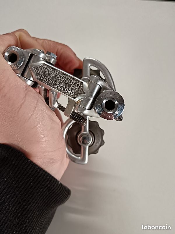Campagnolo Nuovo Record (1020/A 'PATENT-76') derailleur