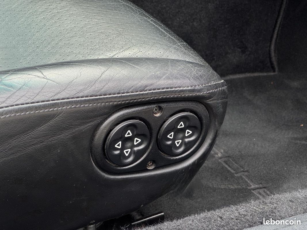 PORSCHE 911 Targa 3.6i - BVA Tiptronic TYPE 993 TARGA (image 24)