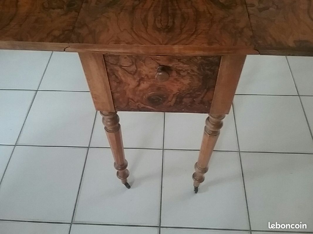 Table à volets (image 1)