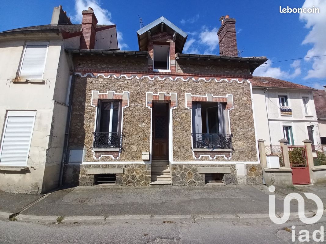 Maison 5 pièces 98 m² · à Rebais · 98 m² · 134 000 €